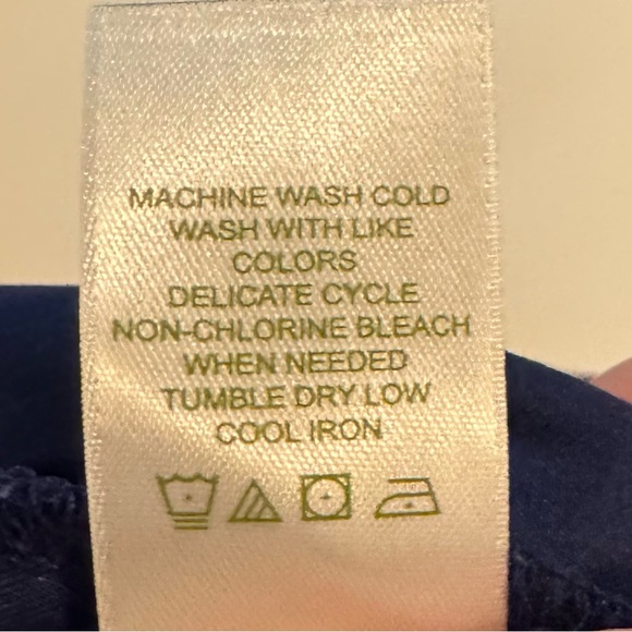 Liz Golf Women’s Navy Blue Bermuda Shorts “Audra” Size 10 - Picture 4 of 5